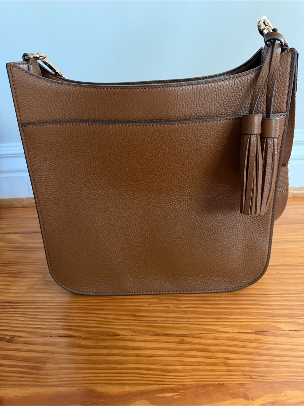 Tory Burch Cognac Pebbled Leather Messenger Bag with Wide Strap - Picture 3 of 6